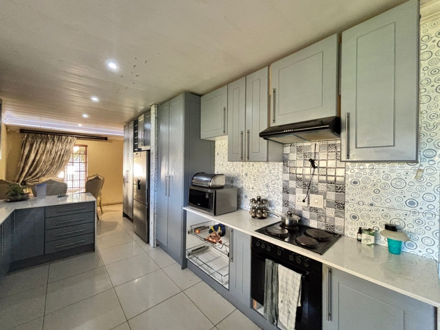 5 Bedroom Property for Sale in Sasolburg Ext 11 Free State